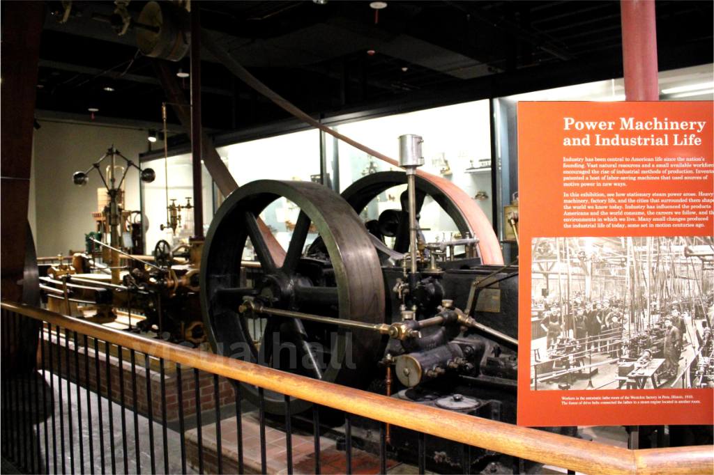 Smithsonian Exhibits